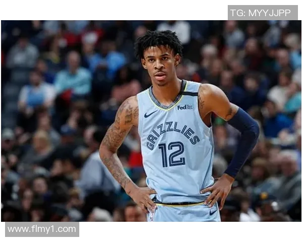 图恩与莫斯斯巴达激战一触即发谁能在这场较量中笑到最后