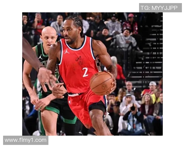 快船与凯尔特人激战集锦精彩瞬间回顾与分析