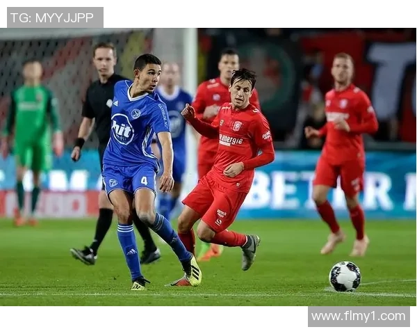 阿尔梅勒与海尔的精彩对决揭示足球战术与团队协作的魅力 阿尔梅勒与海尔的精彩对决揭示足球战术与团队协作的魅力