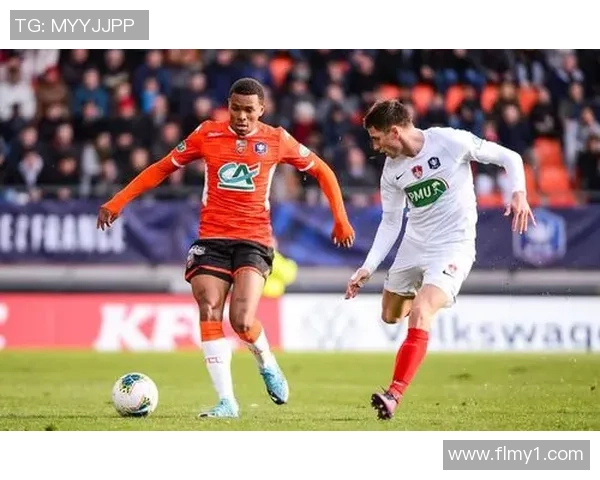 尼姆与洛里昂历史交锋回顾及球队发展历程探讨 尼姆与洛里昂历史交锋回顾及球队发展历程探讨